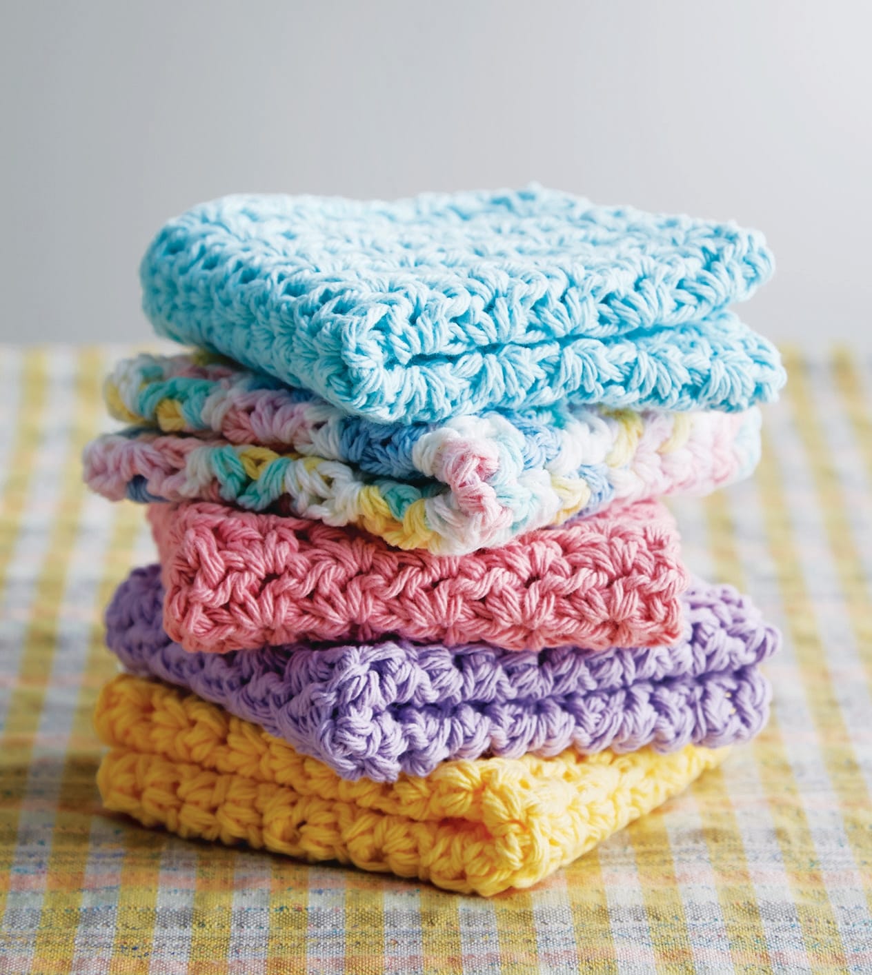 Springtime Dishcloth: A Quick & Easy Crochet Pattern for Beginners