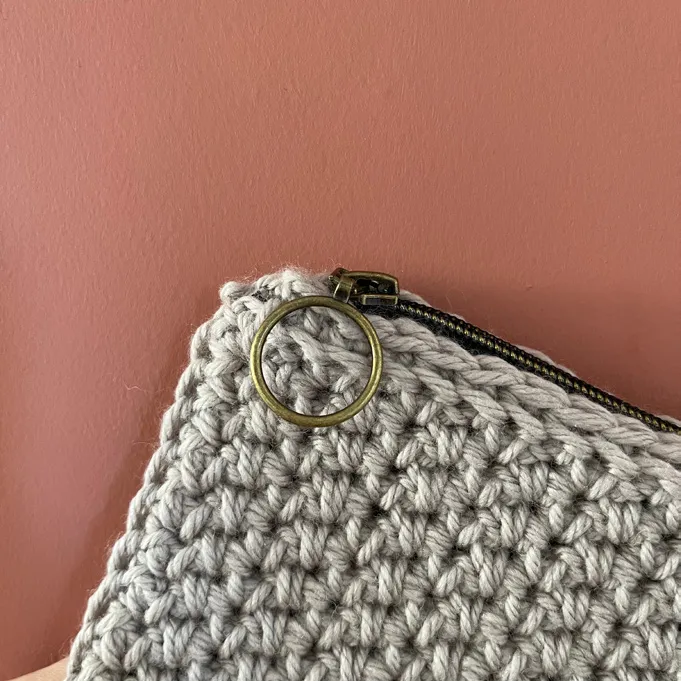 Cozy & Chic: Crochet Bobble Clutch Bag Pattern