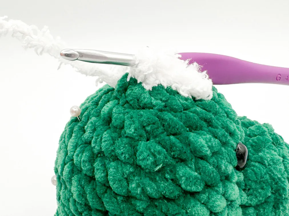 Lucky the Dragon: A Sparkly Chunky Crochet Amigurumi Pattern