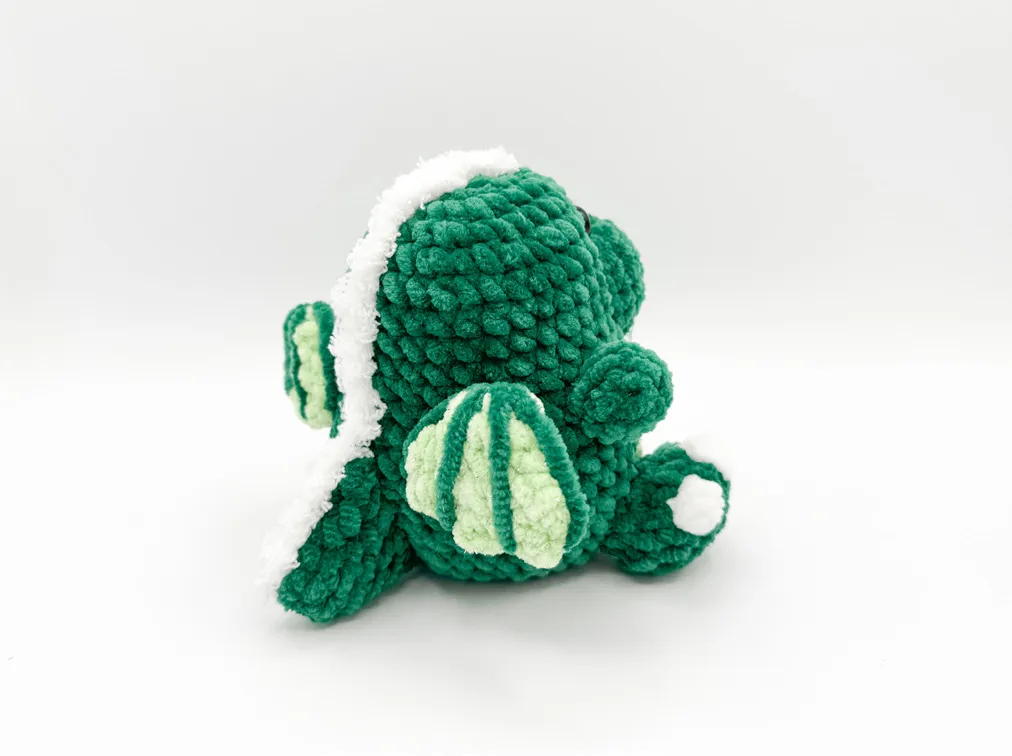 Lucky the Dragon: A Sparkly Chunky Crochet Amigurumi Pattern