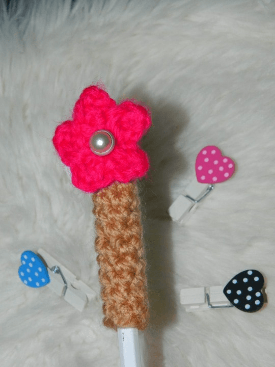 Adorable Crochet Pencil Ornament: A Sweet Gift Idea