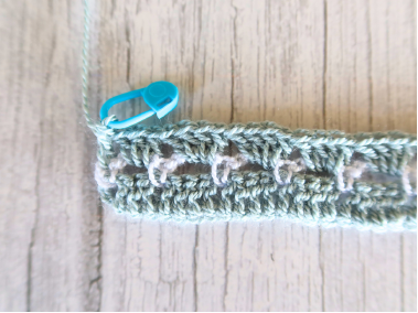 Step-by-step crochet stitch tutorial image 2