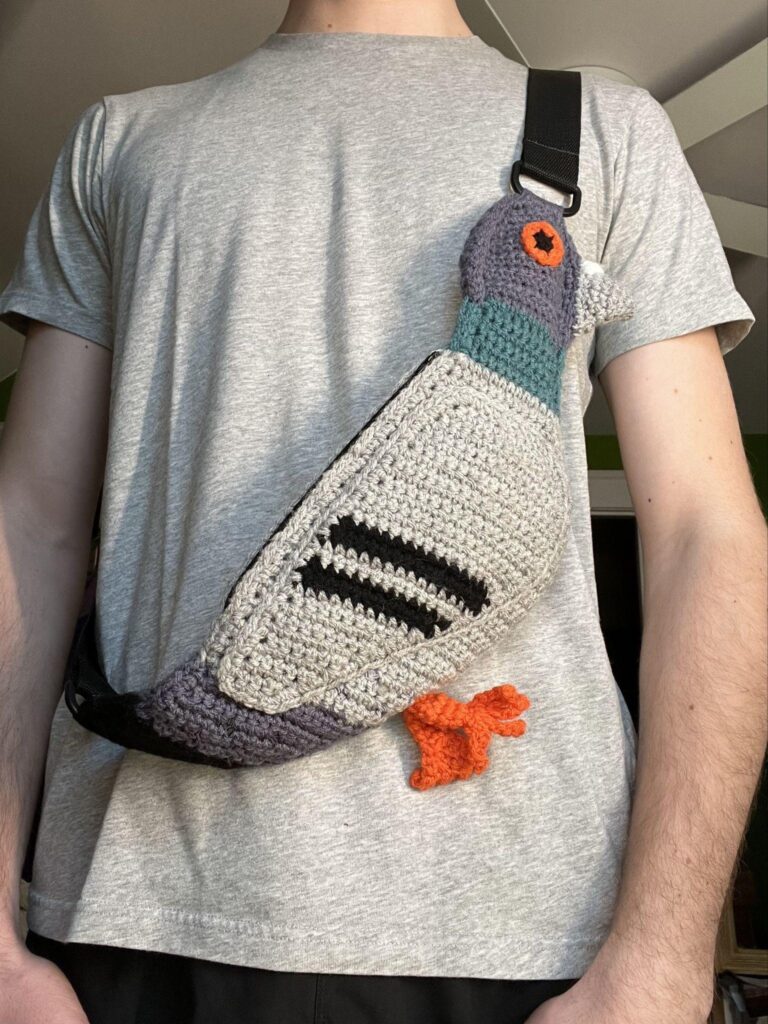 Crochet a Cozy Pigeon Purse