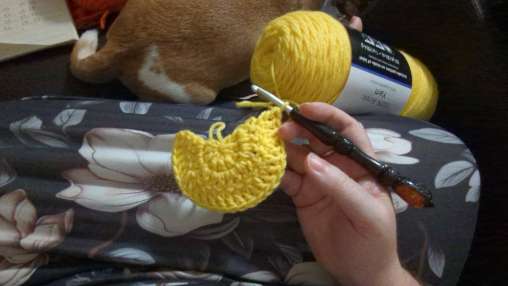 How to Crochet an Adorable Rubber Ducky Purse