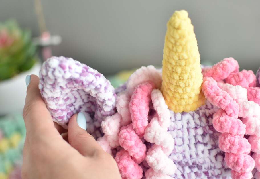 Crochet a Magical Unicorn Pillow