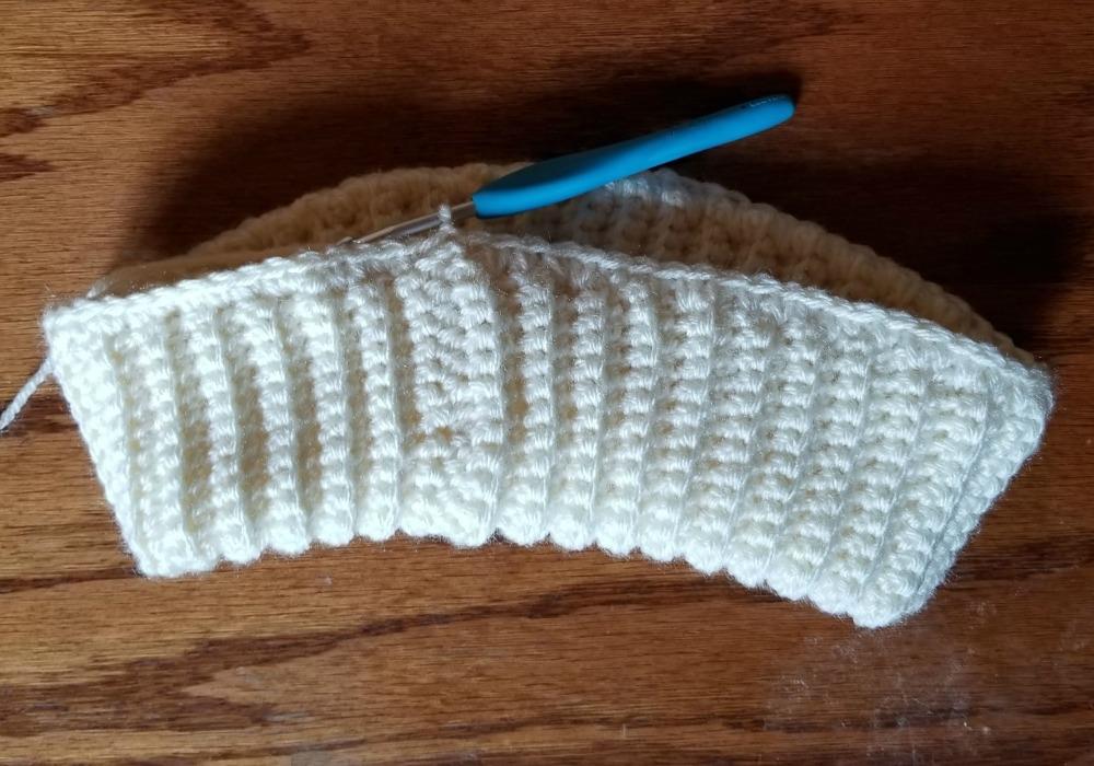 Free Double Brim Cable Crochet Beanie Pattern