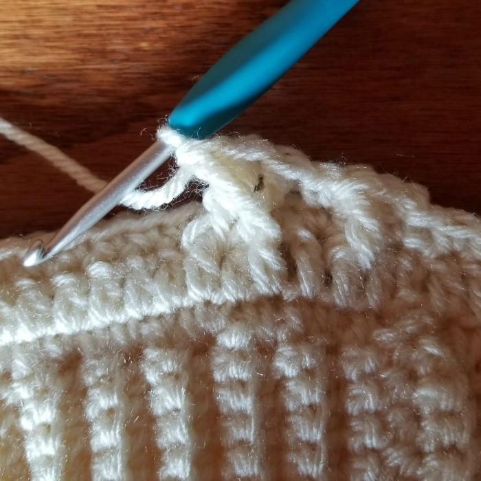 Free Double Brim Cable Crochet Beanie Pattern