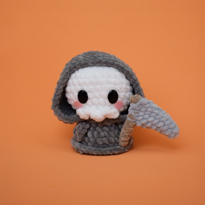 The Brothers Grim Amigurumi Pattern: A Spooky-Cute Crochet Project