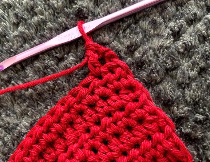 Crochet the Daisy Top: A Free & Flirty Bralette Pattern