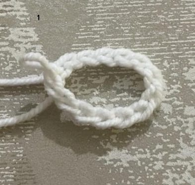 Kutie Crochet Skull Pattern: A Sweet & Spooky Make for Beginners