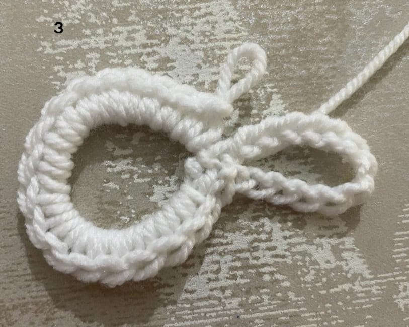 Kutie Crochet Skull Pattern: A Sweet & Spooky Make for Beginners