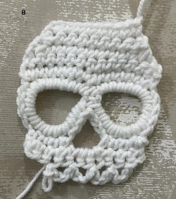Kutie Crochet Skull Pattern: A Sweet & Spooky Make for Beginners