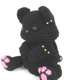 Meow-tiful Black Cat Amigurumi: A Free Crochet Pattern