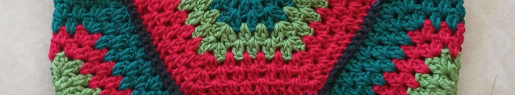 Crochet a Beautiful Hexagon Bag