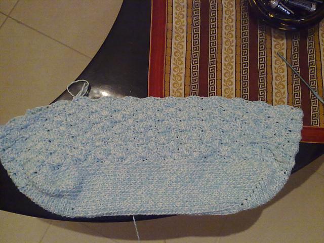Crochet a Sweet Pea Tote Bag
