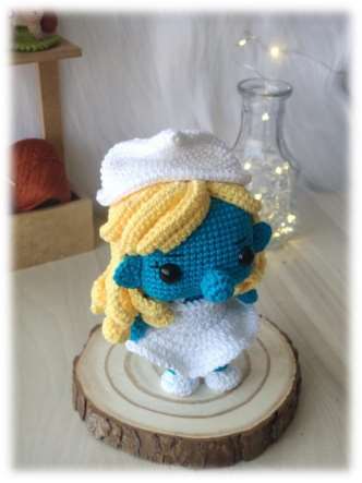 Smurfette Amigurumi: A Free Crochet Pattern