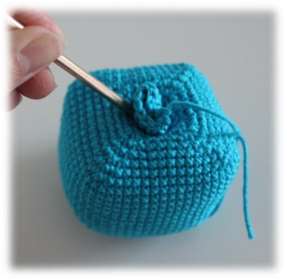 Smurfette Amigurumi: A Free Crochet Pattern