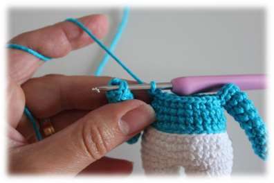 Smurfette Amigurumi: A Free Crochet Pattern