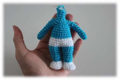 Smurfette Amigurumi: A Free Crochet Pattern