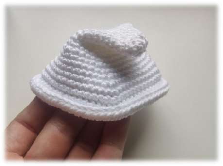 Smurfette Amigurumi: A Free Crochet Pattern