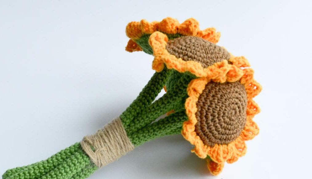 Sunflower Bouquet: Free Crochet Pattern