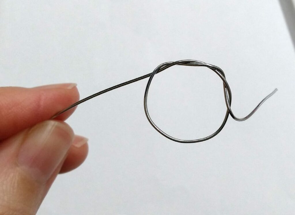 Spectacled Hedgehog: A Free Amigurumi Pattern