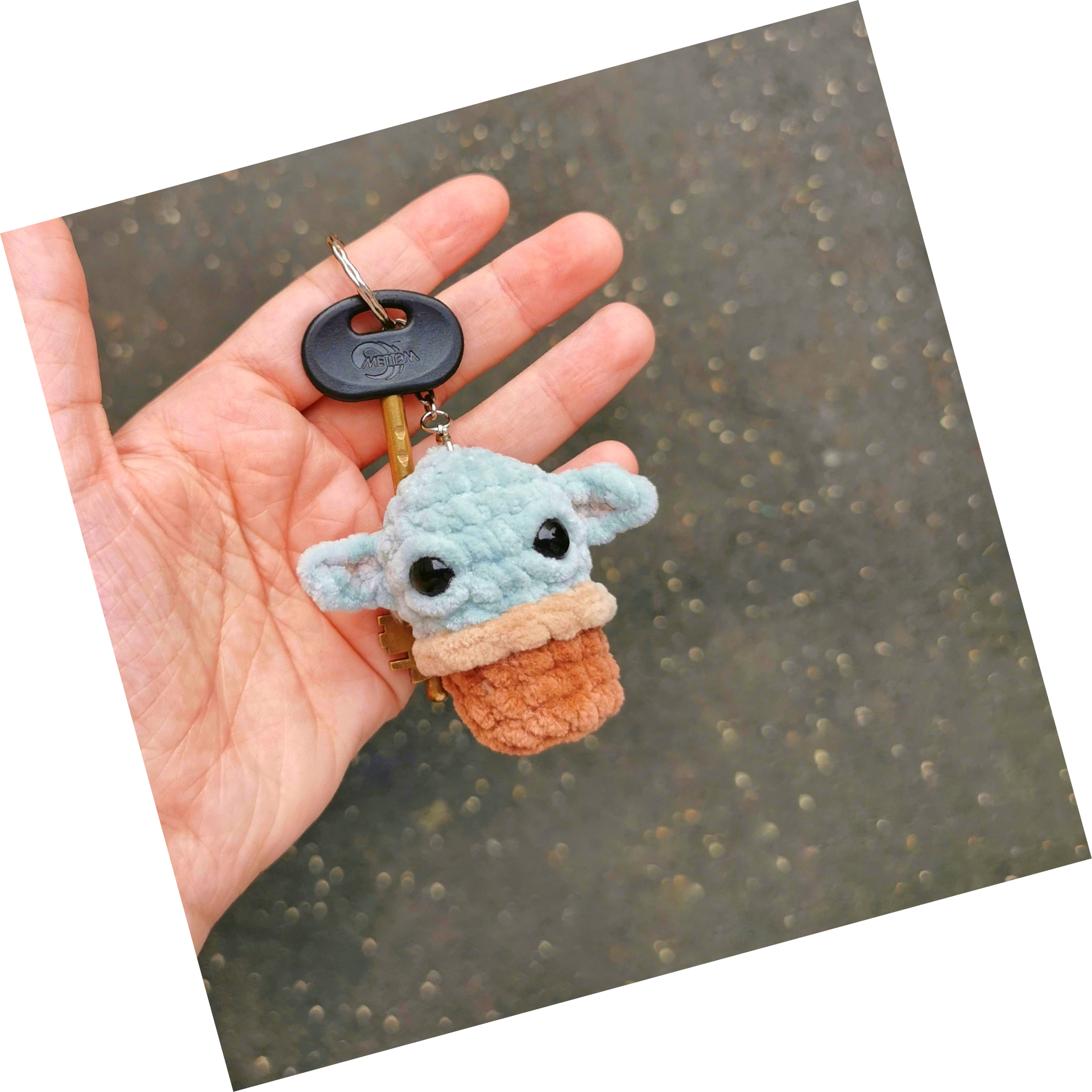 Crochet Baby Yoda Metten No Sew Pattern