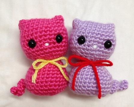 Adorable Sitting Little Kitty Amigurumi – A Quick & Cozy Project
