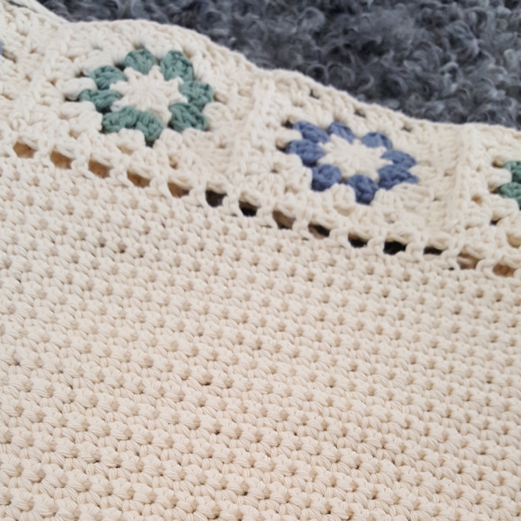 Crochet a Blooming Summer Top: Free Hepatica Granny Top Pattern