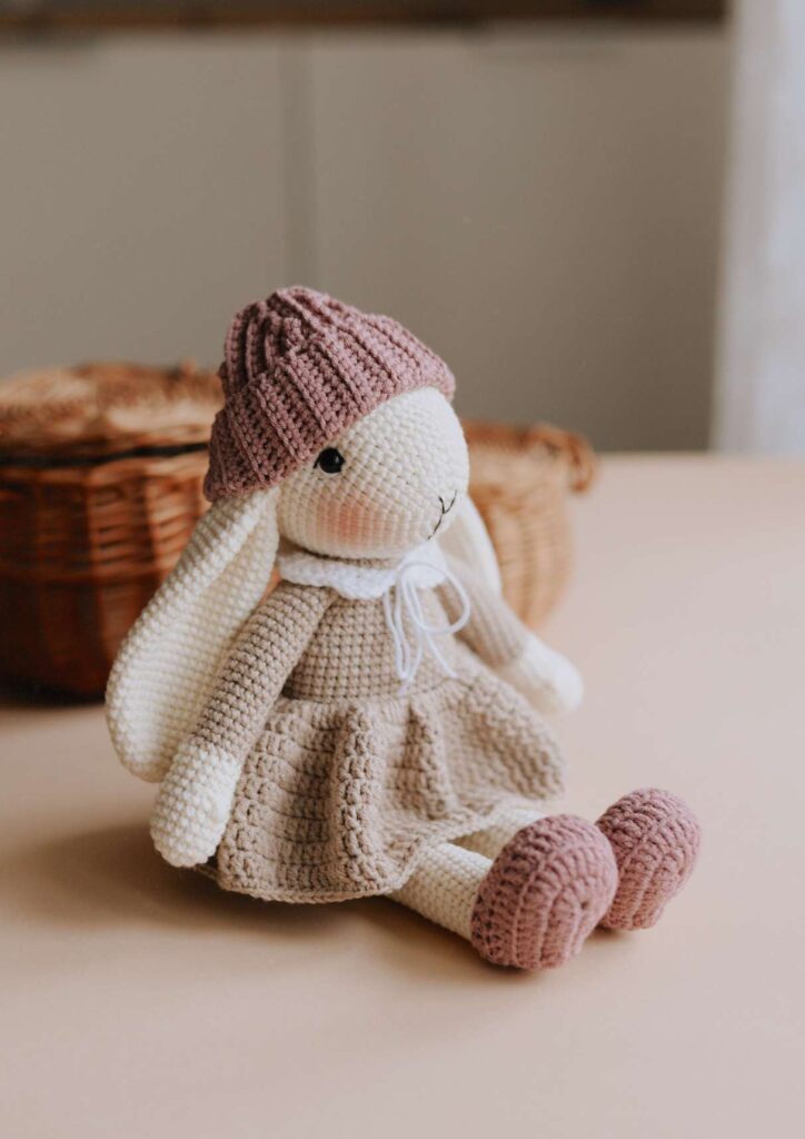Crochet Bunny Rabbit: A Complete Amigurumi Tutorial
