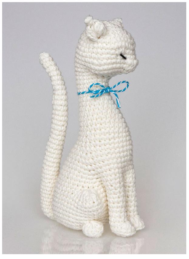An Elegant Princess Cat to Crochet