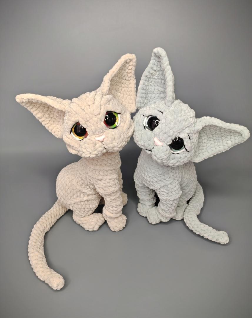 Sphynx Cat Crochet Pattern: A Wrinkly, Hairless Amigurumi