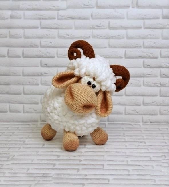 Stitch a Cuddly Cloud: The Ultimate Fluffy Sheep Crochet Pattern