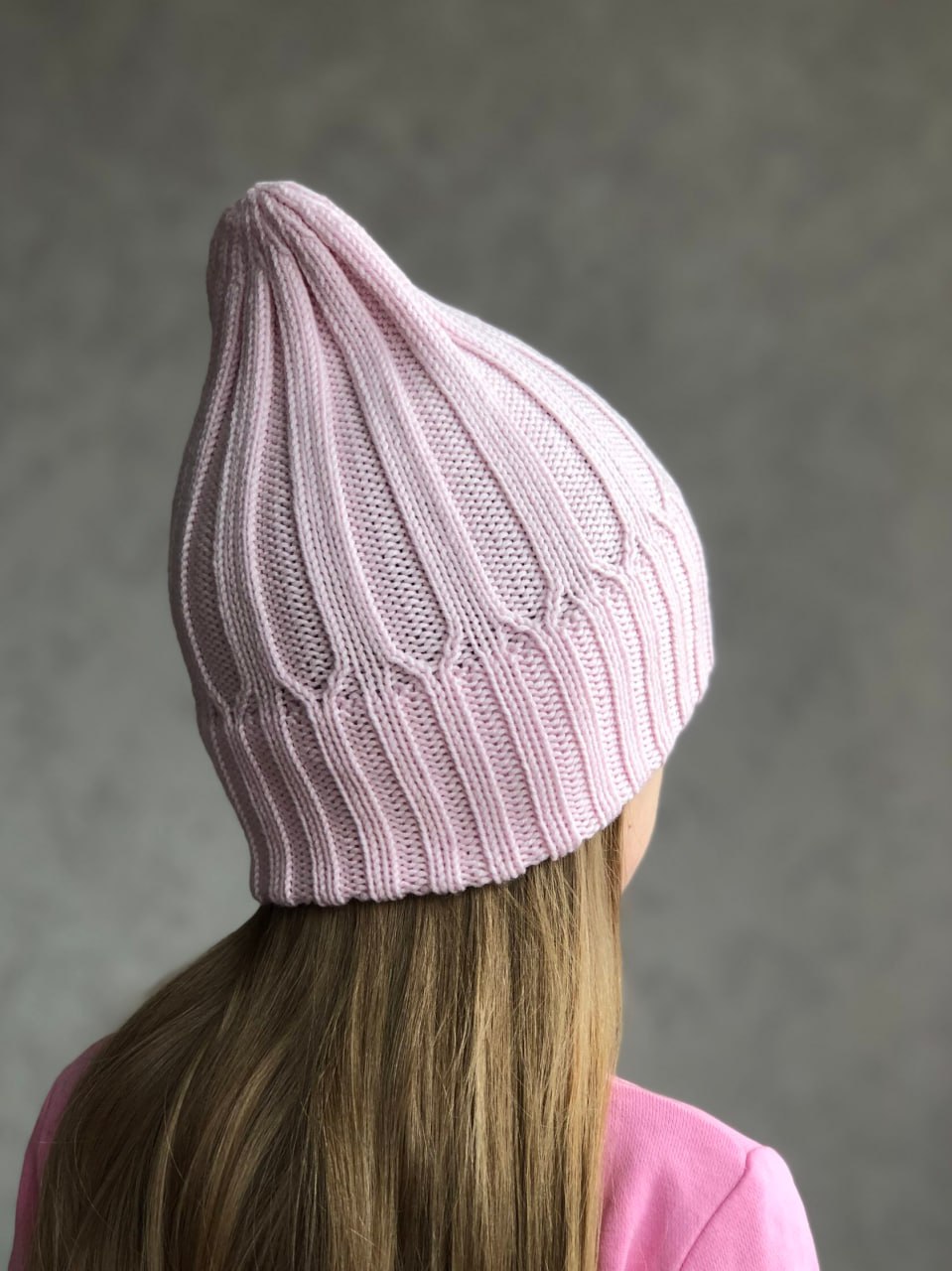 Effortless Elegance: How to Knit a Chic Minimalist Ribbed Hat