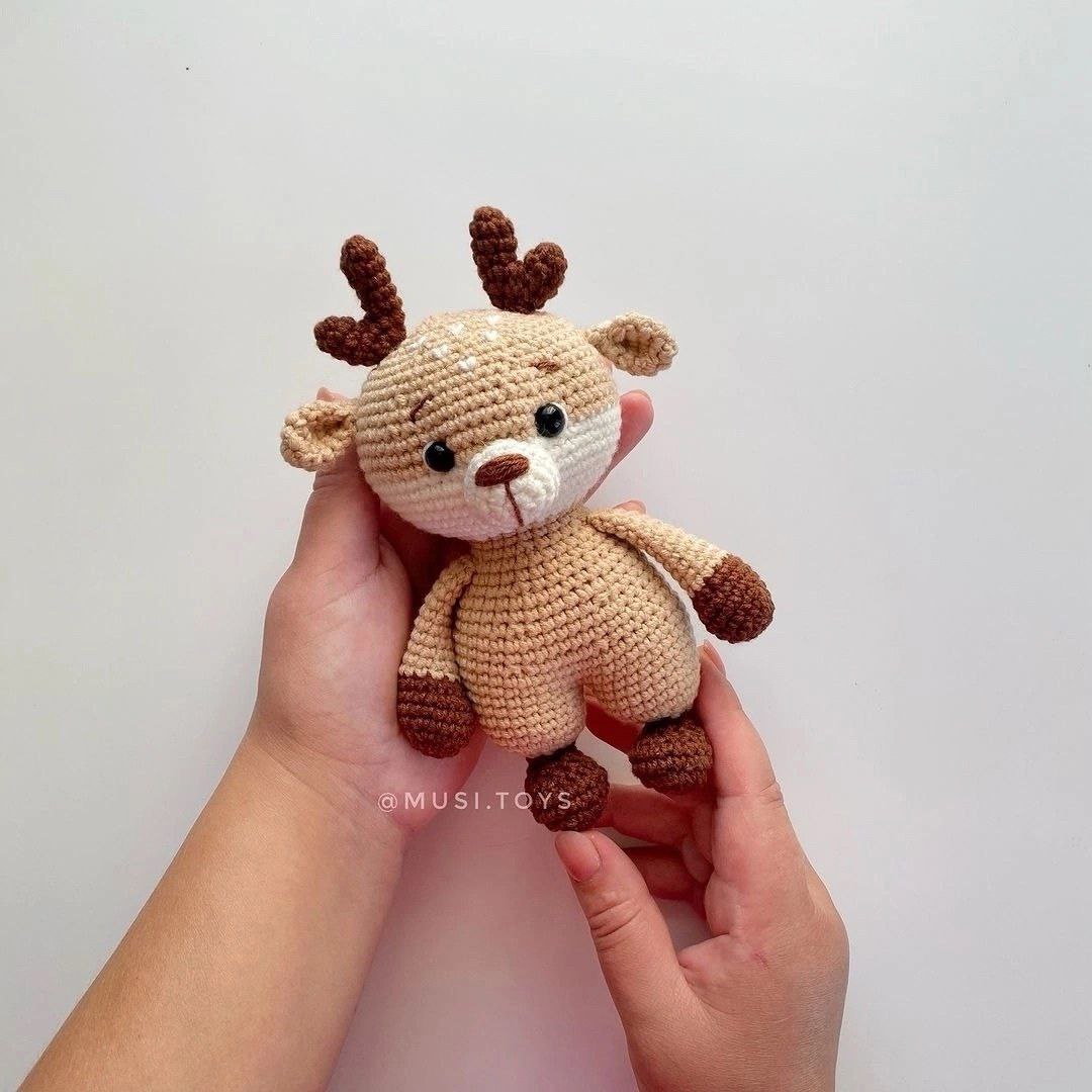 Stitch Your Own Little Forest Friend: Adorable Baby Deer Amigurumi Pattern