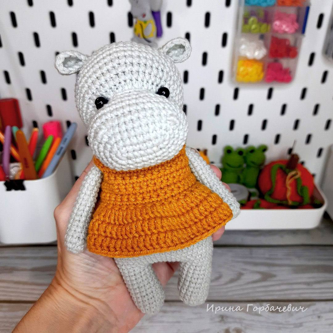 Hippo-tastic! Crochet Your Own Cuddly Hippo in a Cute Little Dress