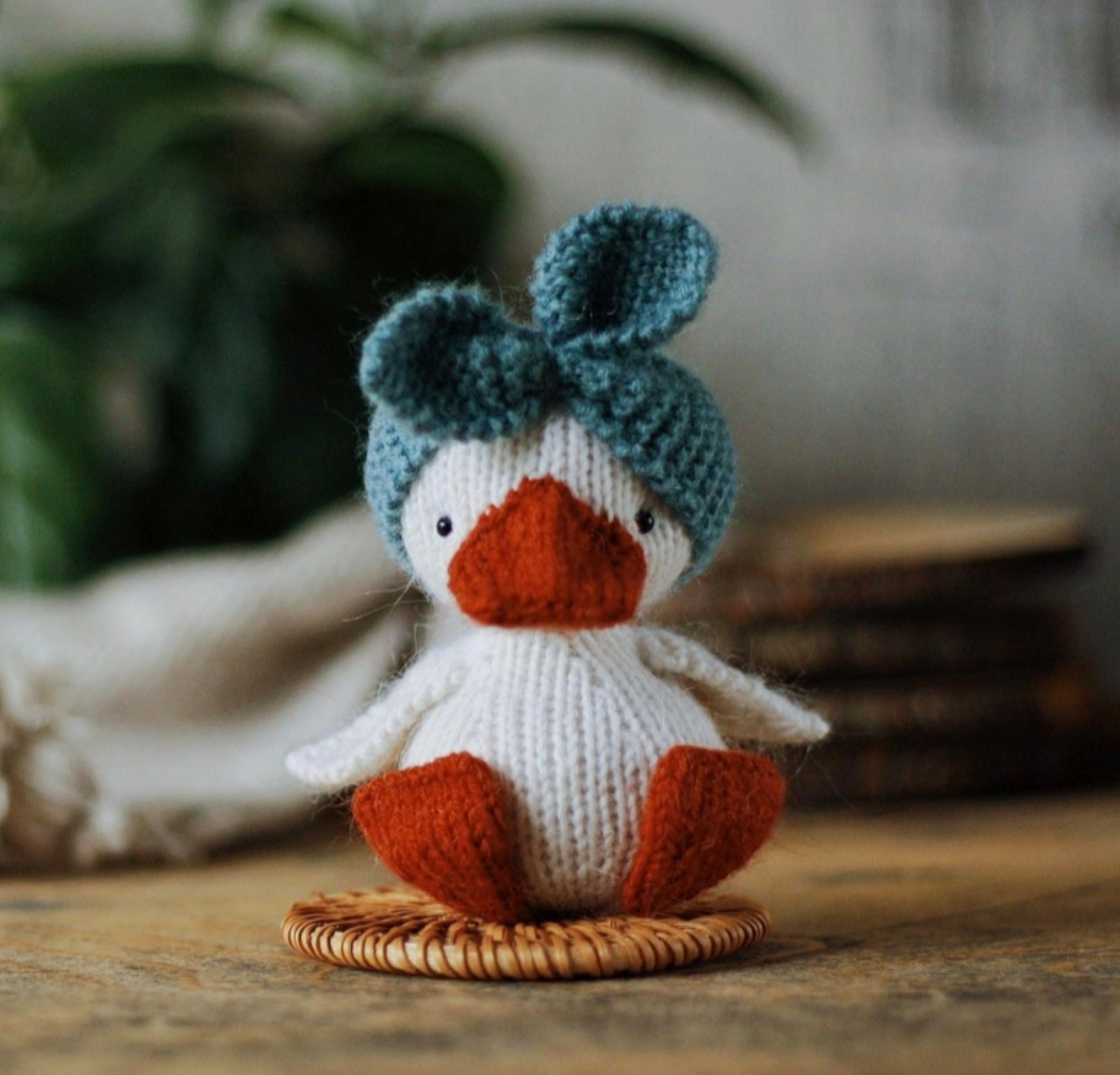 Knit Your Very Own Tiny Goose: An Adorable Step-by-Step Amigurumi Tutorial