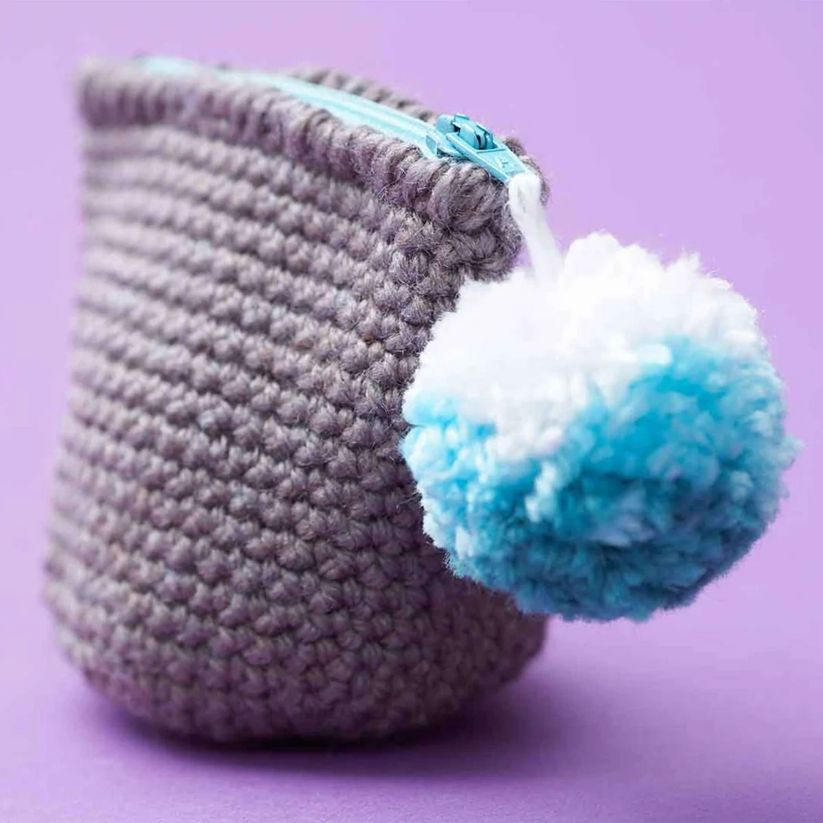Adorable Ombre Pompom Crochet Change Purse: Easy Pattern for Beginners