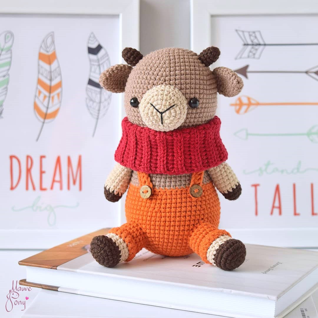 Adorable Amigurumi Baby Bull Crochet Pattern: Easy Step-by-Step Tutorial