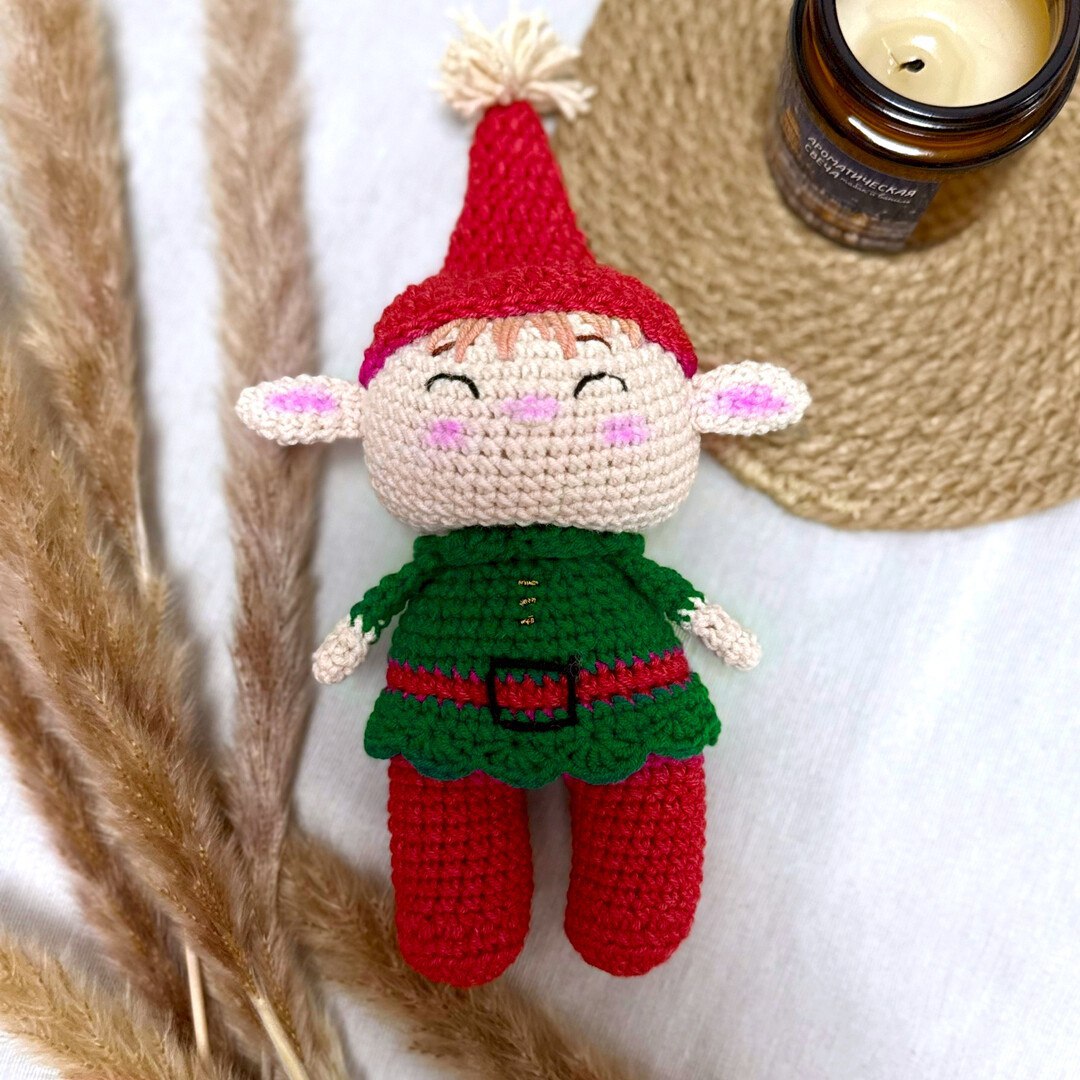 Easy Crochet Christmas Elf Pattern: Step-by-Step Amigurumi Tutorial