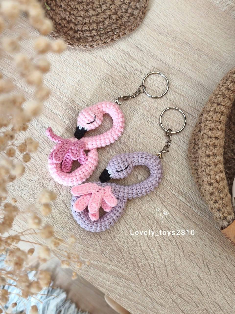 Easy Crochet Flamingo Keychain Pattern: Cute Amigurumi Tutorial