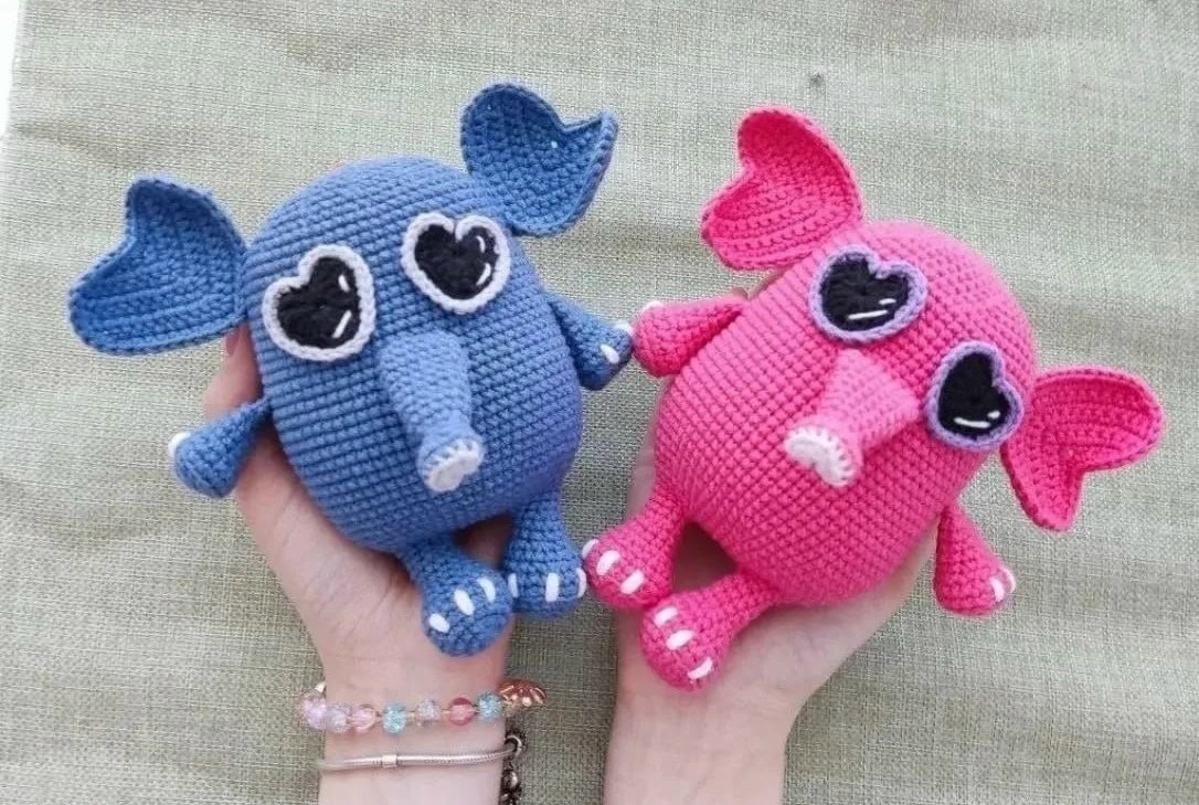 Free Heart Elephant Crochet Pattern: Create an Adorable Amigurumi Plushie!