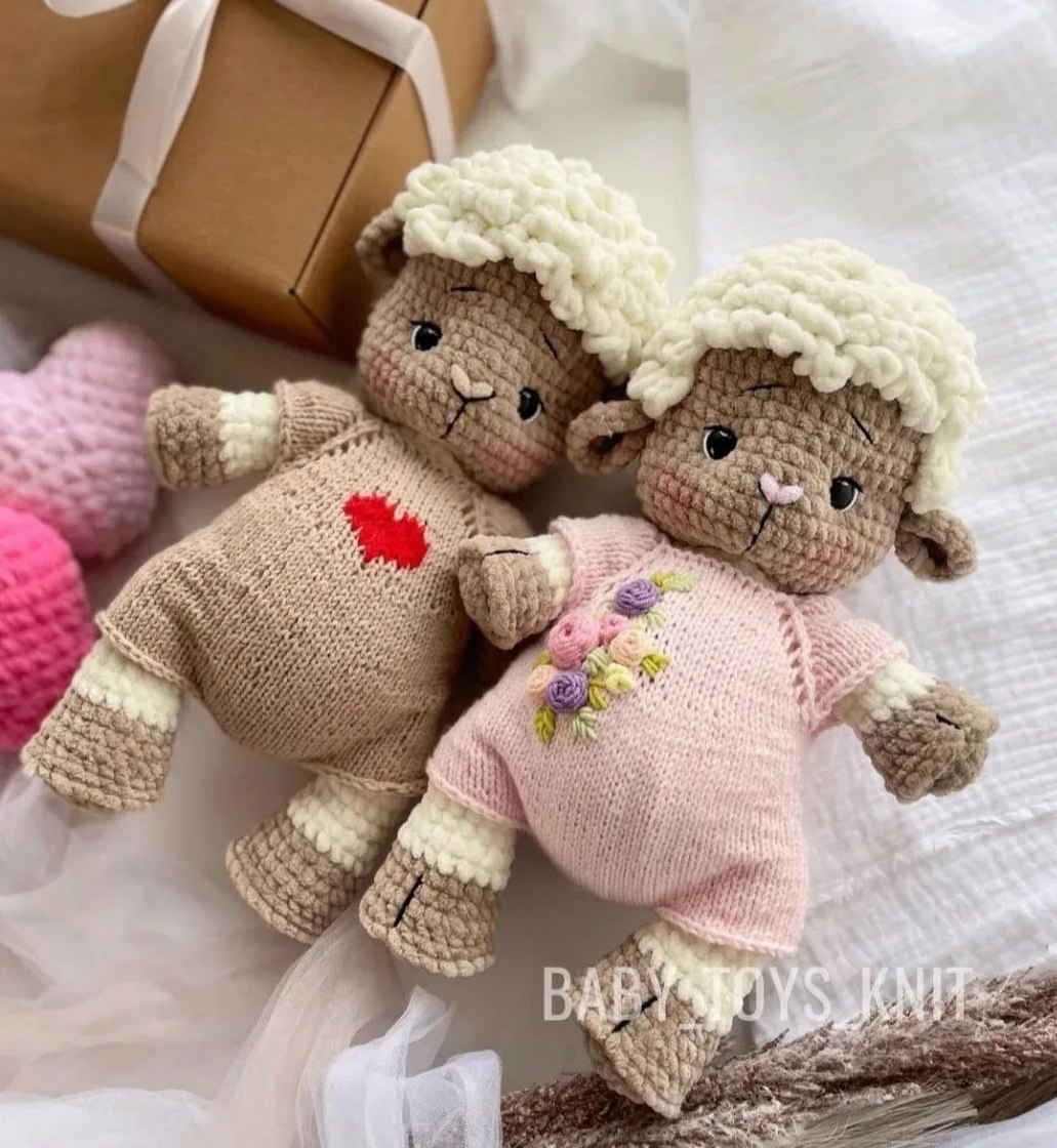 Free Plush Crochet Sheep Pattern: Easy Amigurumi Lamb