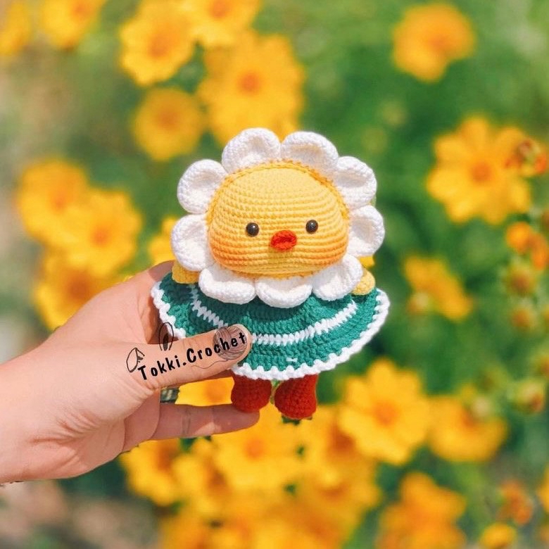 Crochet Daisy Duckling Amigurumi Pattern: Step-by-Step Tutorial