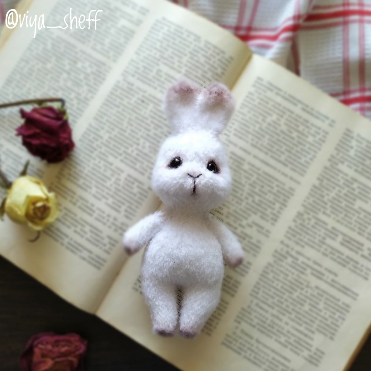Fluffy Crochet Baby Bunny Pattern: Step-by-Step Amigurumi Tutorial